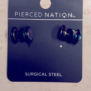 Faux plugs
